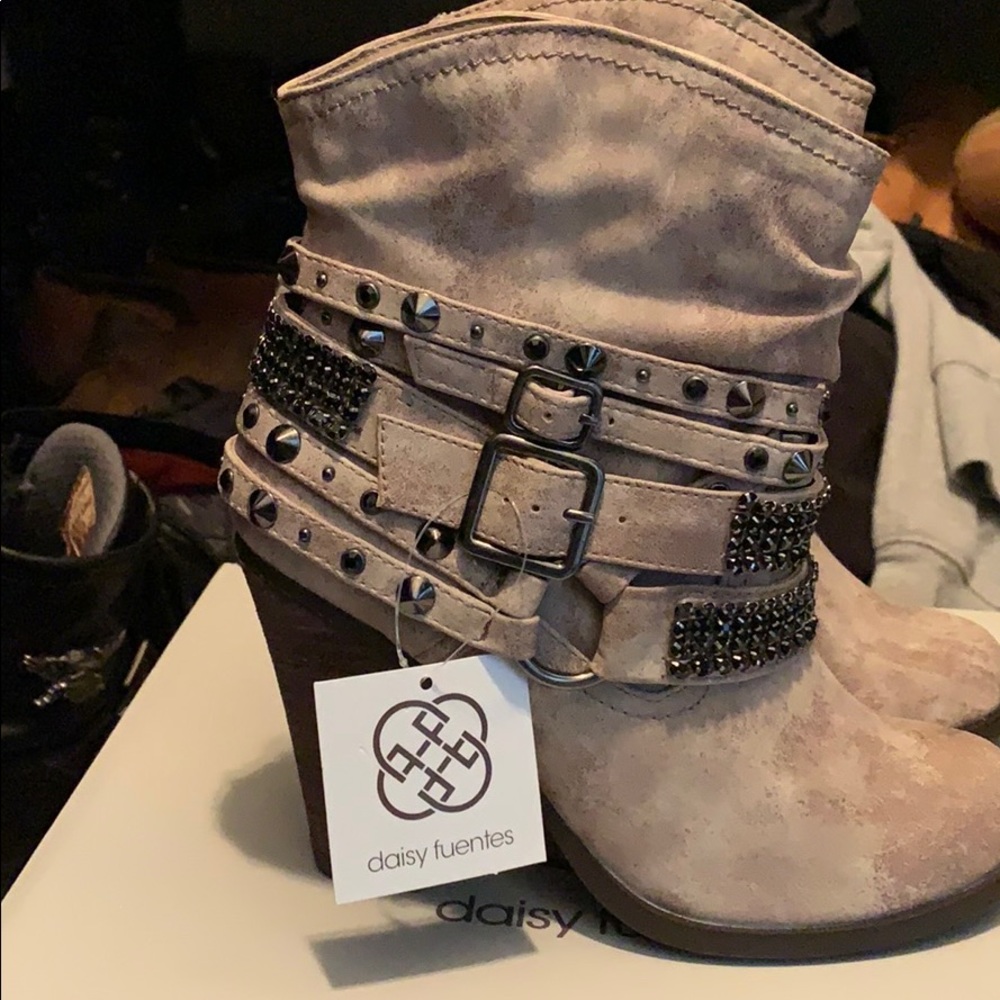 Women’s boots